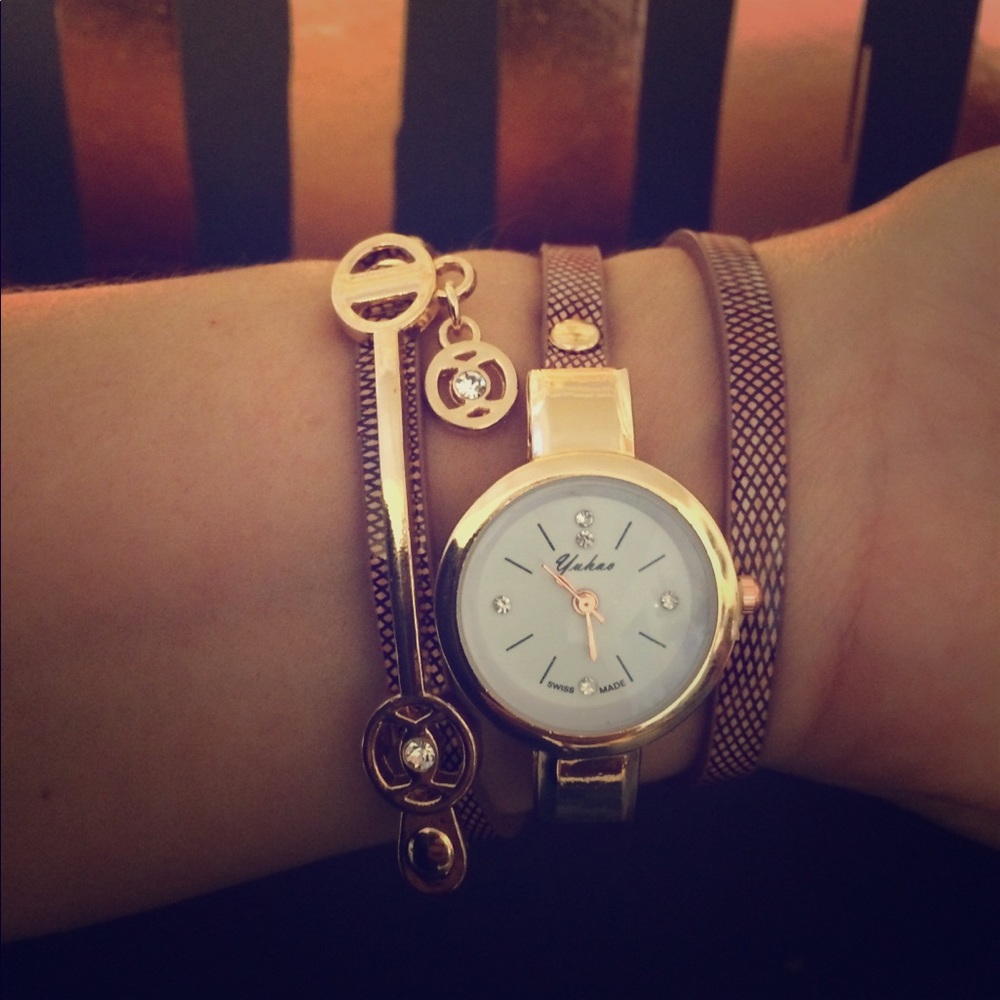 B2G2 Free Leather Wrap Around Watch Bracelet